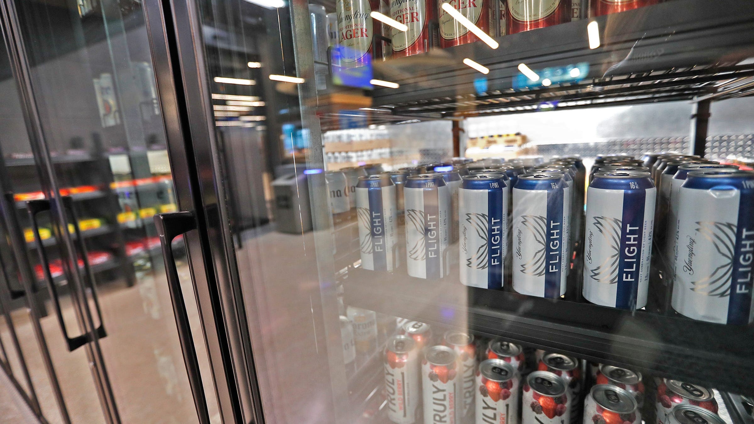 Penn State to conduct a test run of alcohol sales in Beaver Stadium this season