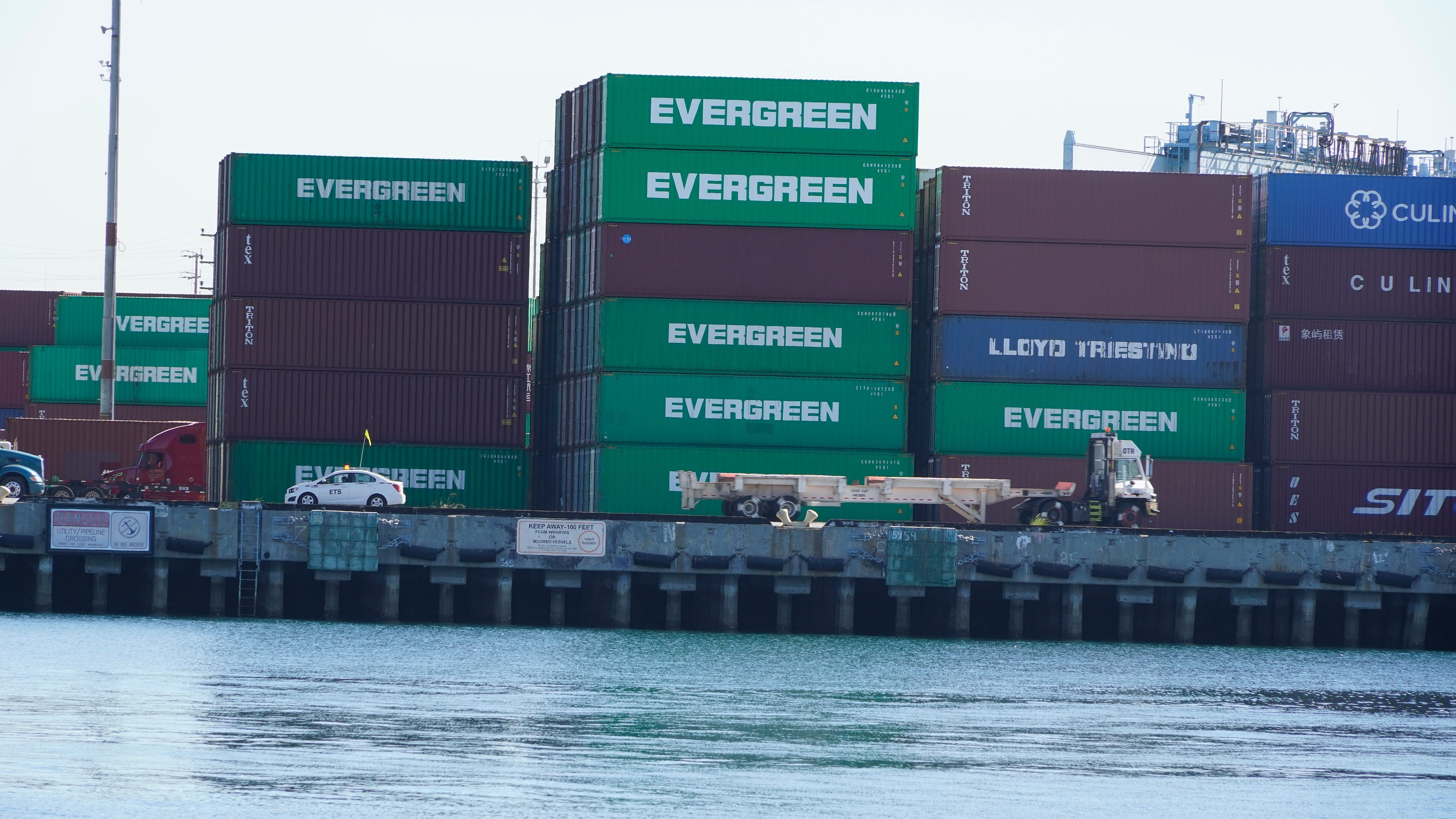 Long Beach, L.A. ports report backlog progress, delay fines a second time