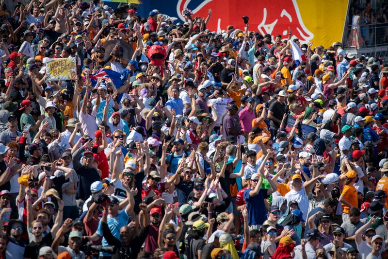 F1 USGP Crowds