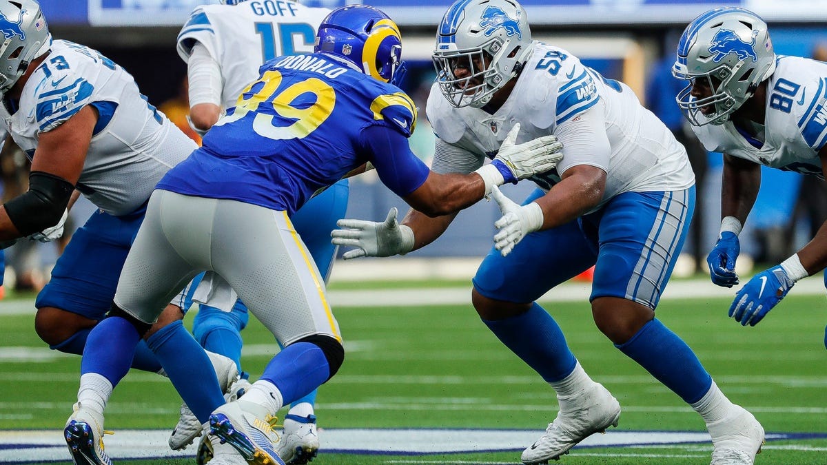 Dan Campbell loved Penei Sewell taking no crap from Aaron Donald