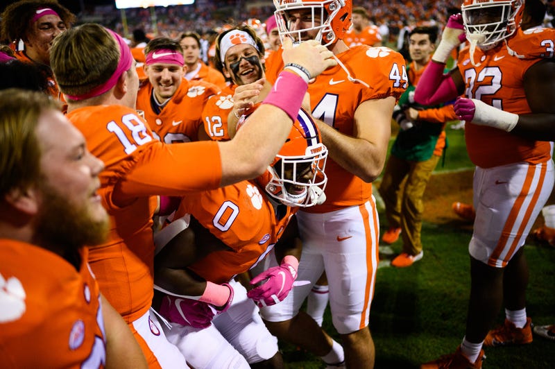 "Smash Mouth" run game and defense propel Clemson to win