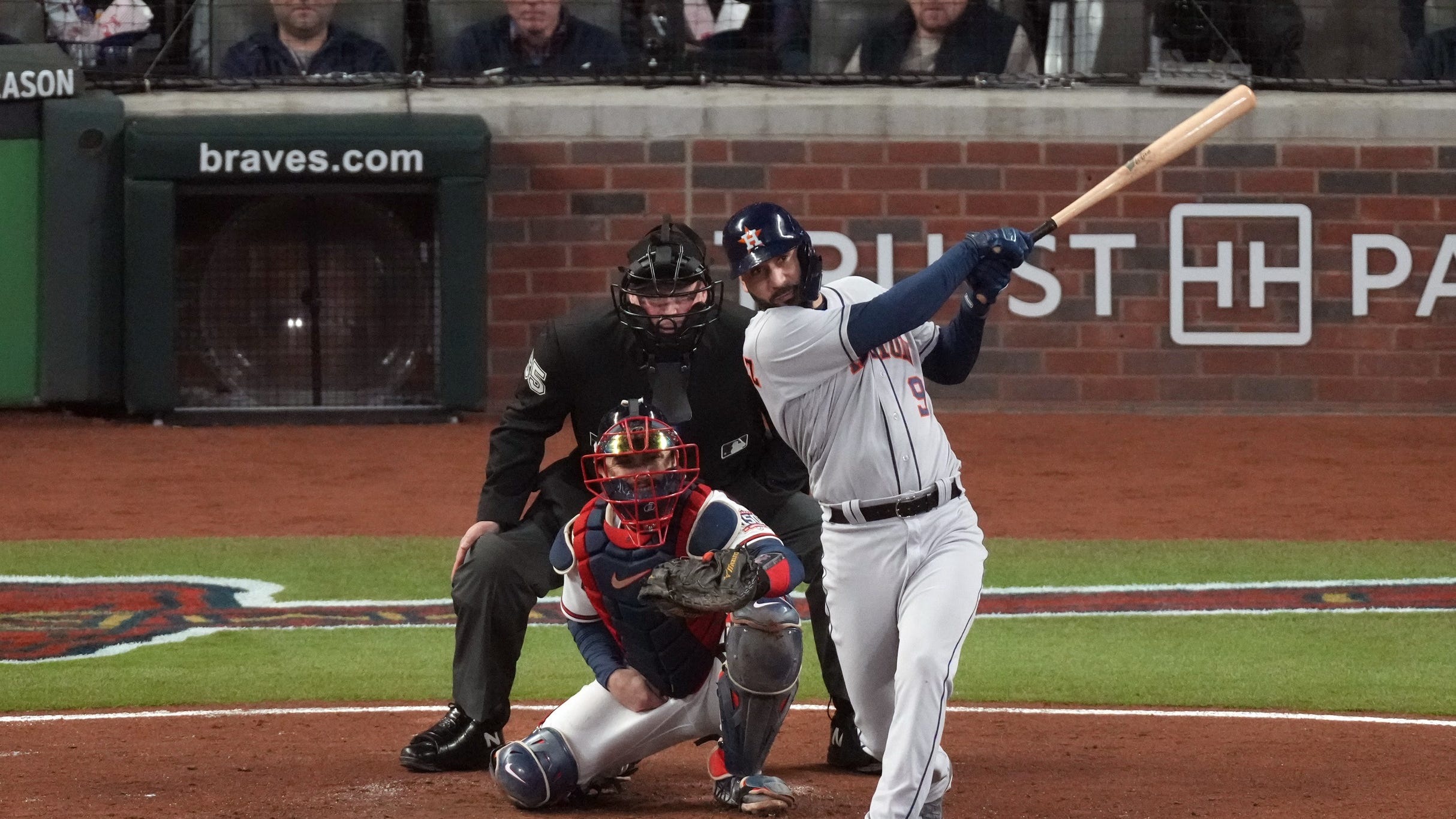 Back like he never left: Marwin González adds to Astros World Series legend
