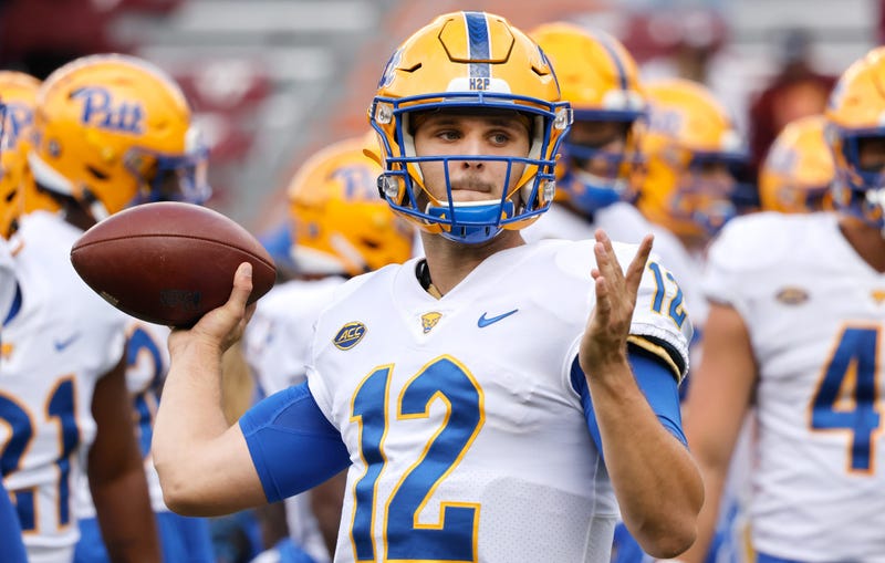 Nick Patti throwing in warmups
