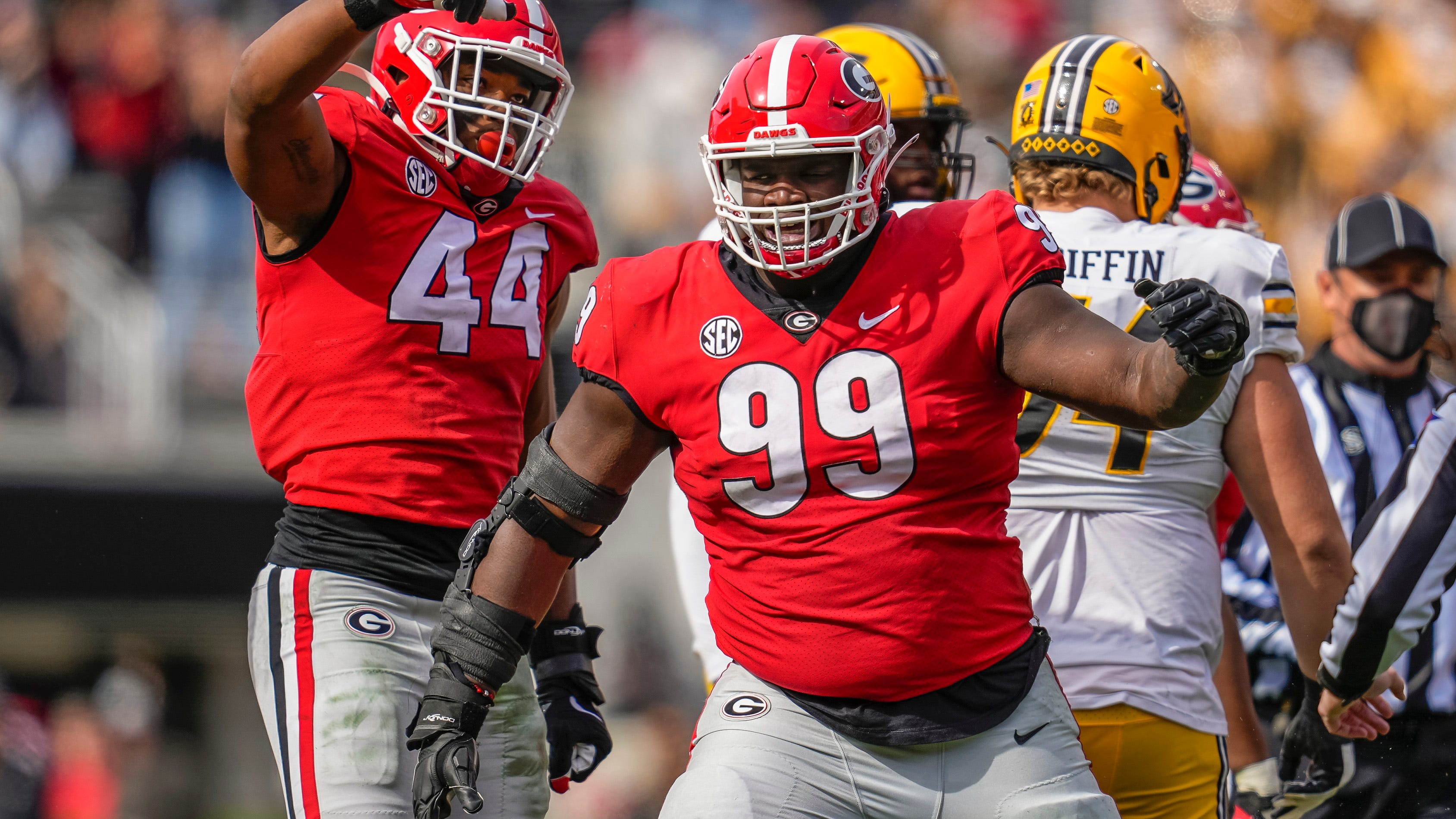 Jordan Davis can be a 3-down NFL star, says Chuck Smith, who compares him to Cam Heyward