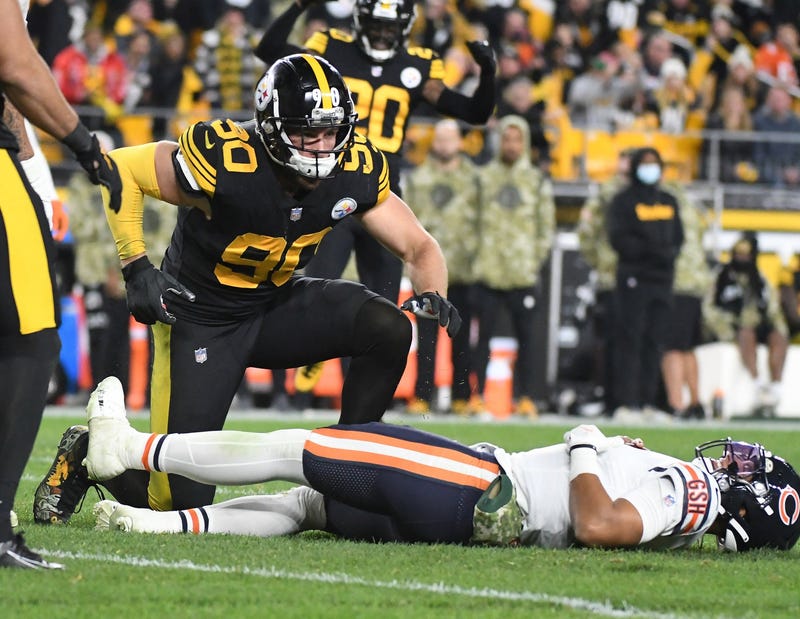 Watt sacks Justin Fields with Bears