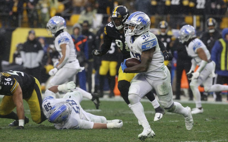 Steelers take on Lions
