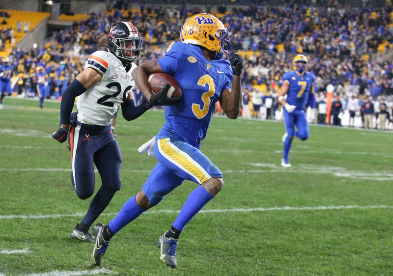 Pittsburgh Panthers wide receiver Jordan Addison (3) runs to score a sixty-two yard touchdown