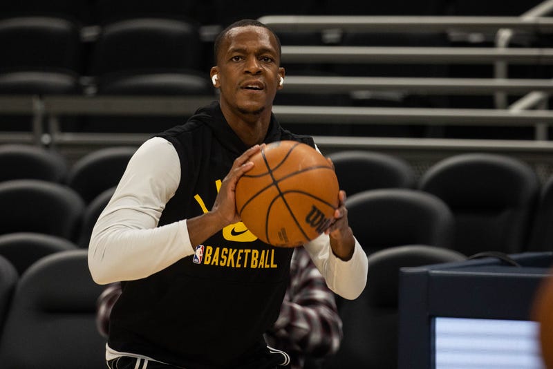 Nov 24, 2021; Indianapolis, Indiana, USA; Los Angeles Lakers guard Rajon Rondo (4) warms up before the game against the Indiana Pacers at Gainbridge Fieldhouse.