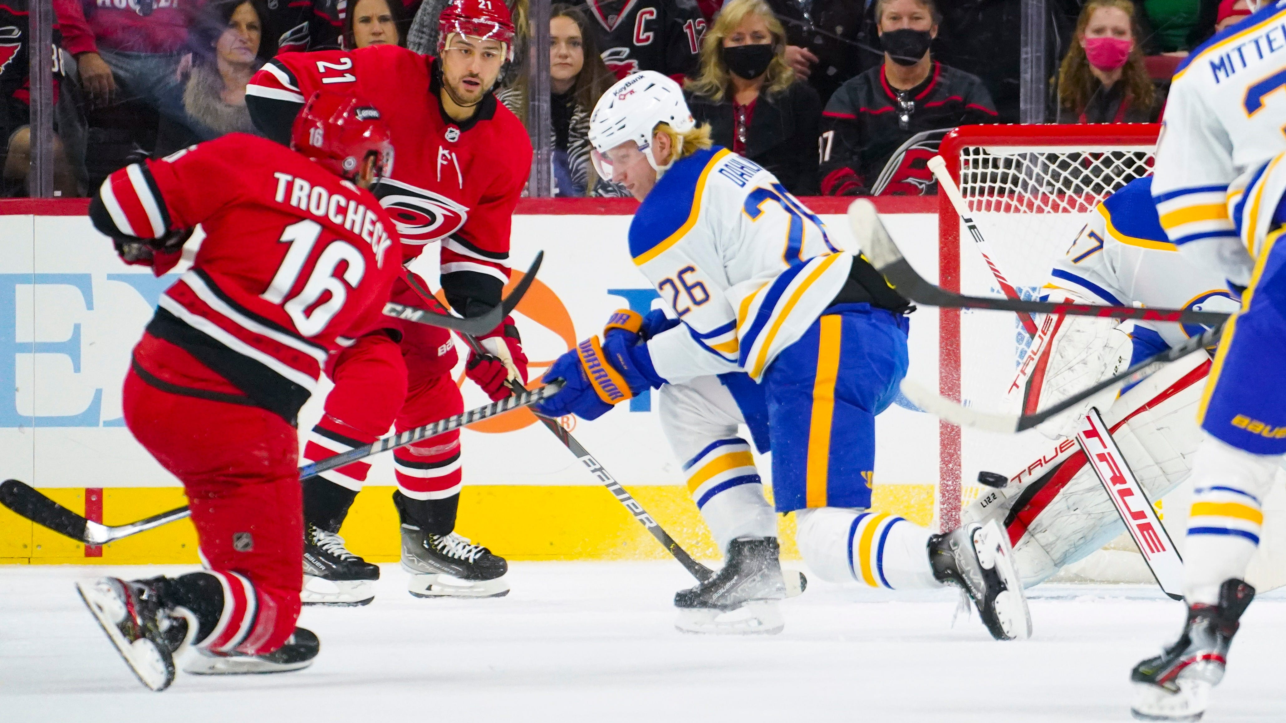 Sabres’ woes continues in loss to Hurricanes