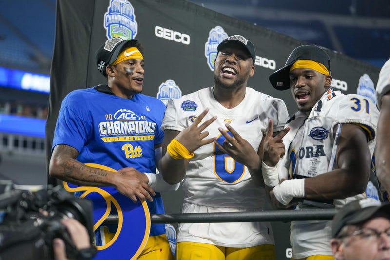 Pitt celebrates ACC Championship