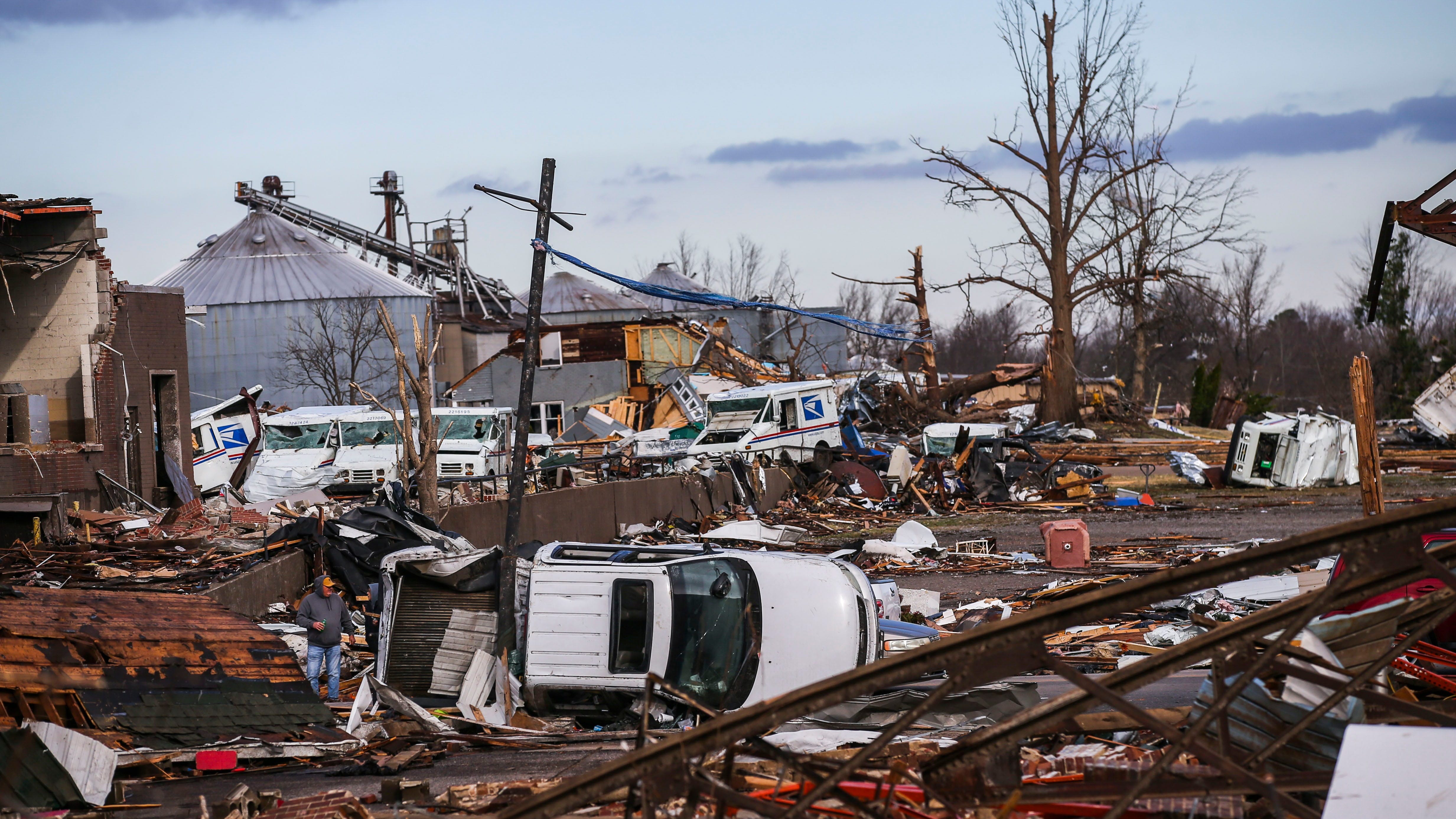Texas organizations working to assist those hit by tornadoes