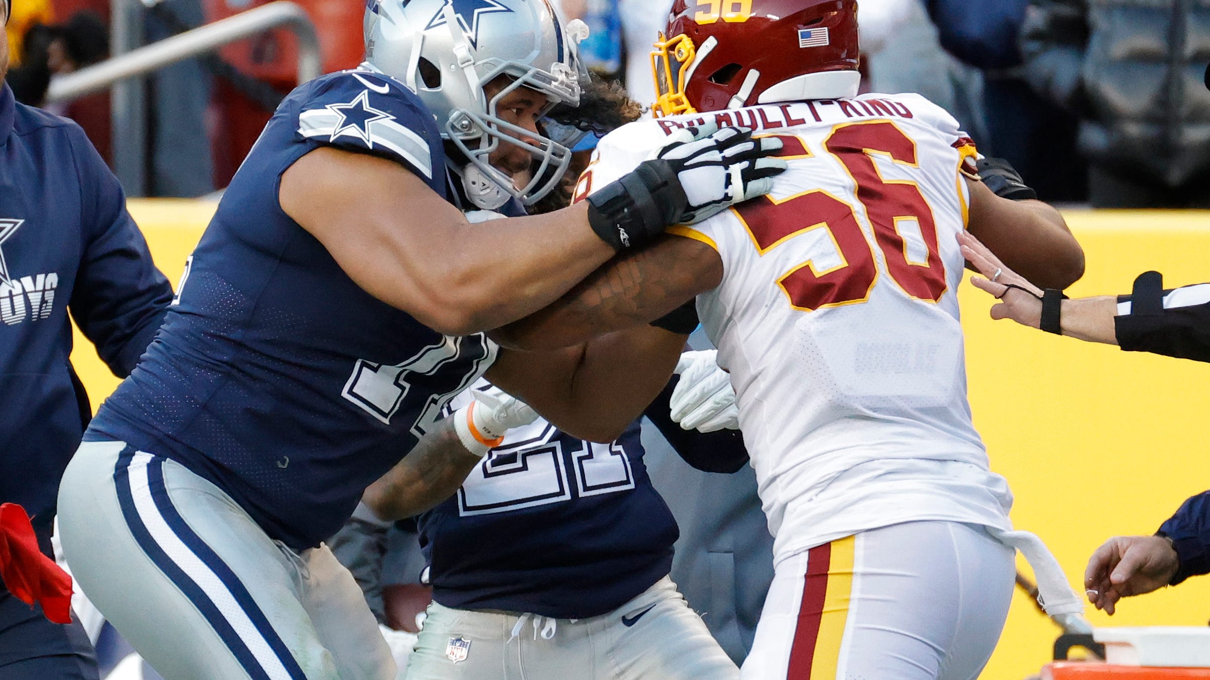 Cowboys to release OT La'el Collins