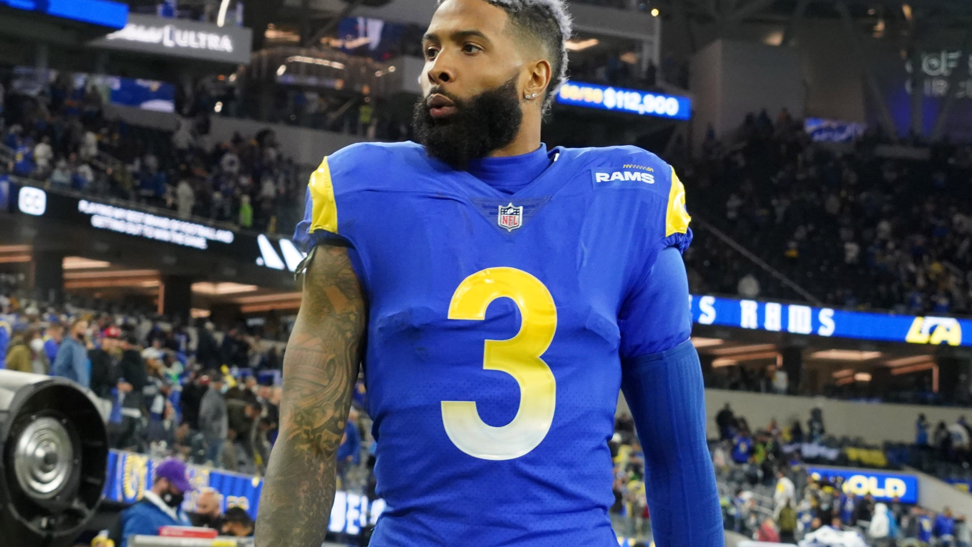 Jerry Jones reacts to Michael Irvin saying Odell Beckham Jr. "would love to play for the Cowboys"