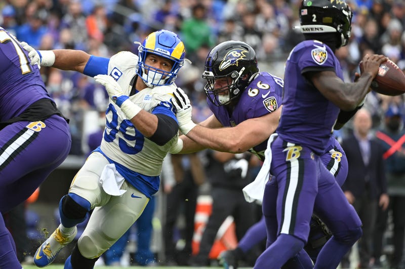 Rams D-lineman Aaron Donald closes in on Ravens QB Tyler Huntley