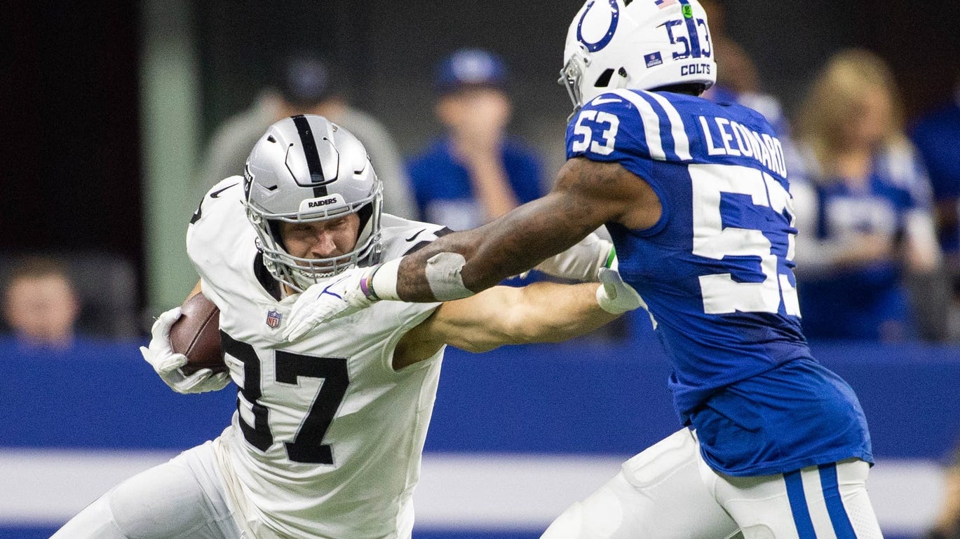 Saints don't expect 'any limitations' for new TE Foster Moreau, Dennis Allen says