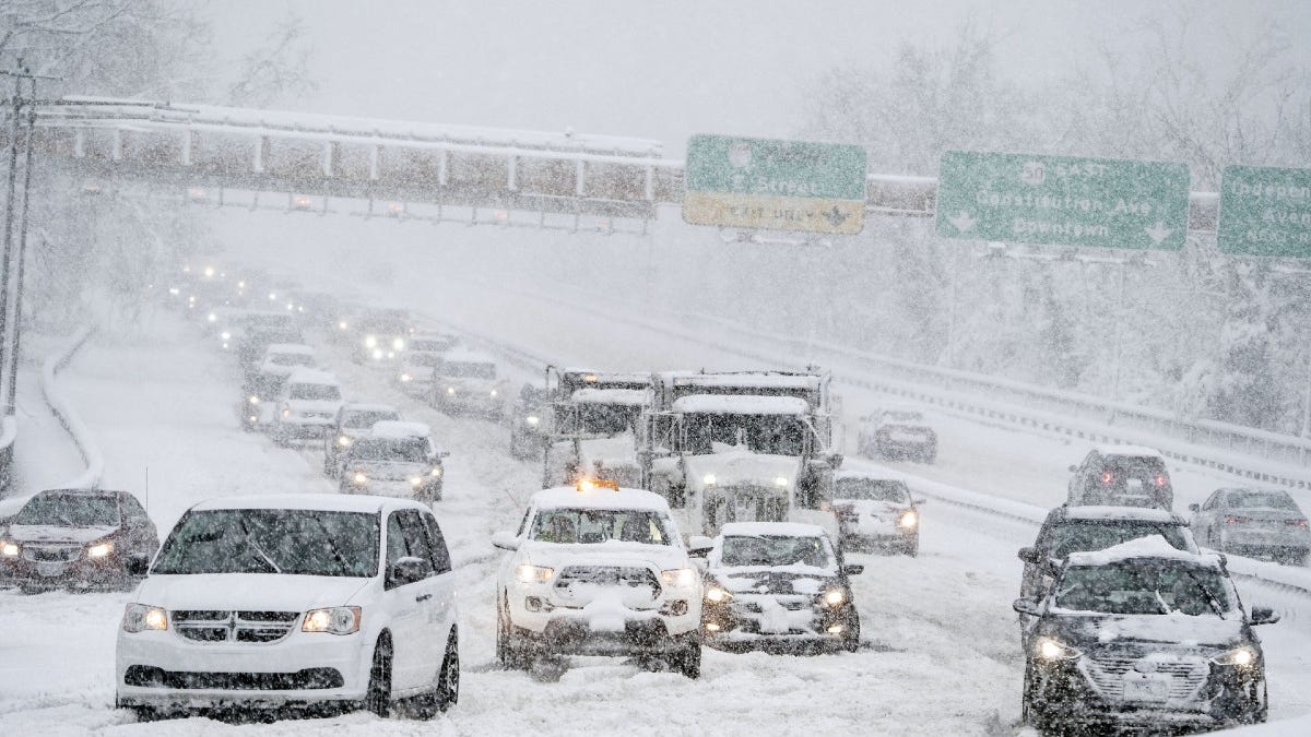 Hundreds stranded hungry and cold on freeway during raging storm