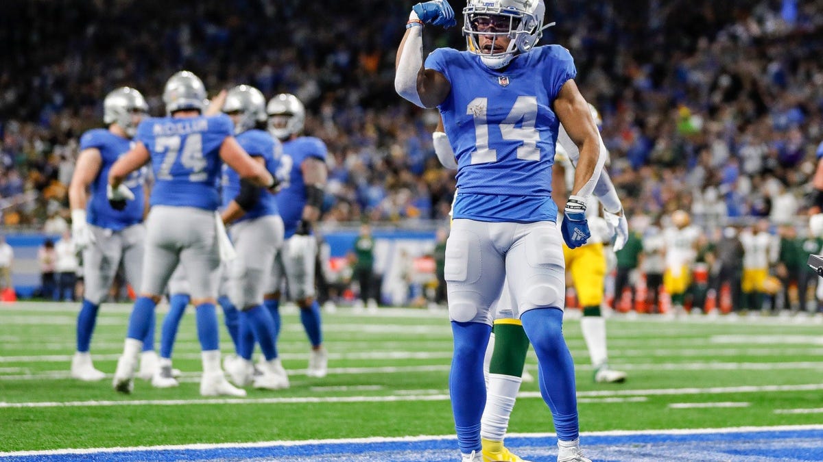 Amon-Ra St. Brown wants to 'stay in Detroit my whole career'
