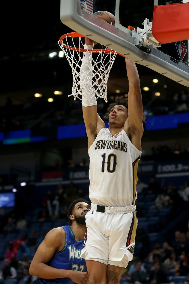 Jan 11, 2022; New Orleans, Louisiana, USA; New Orleans Pelicans center Jaxson Hayes (10) dunks in the second half against the Minnesota Timberwolves at the Smoothie King Center.