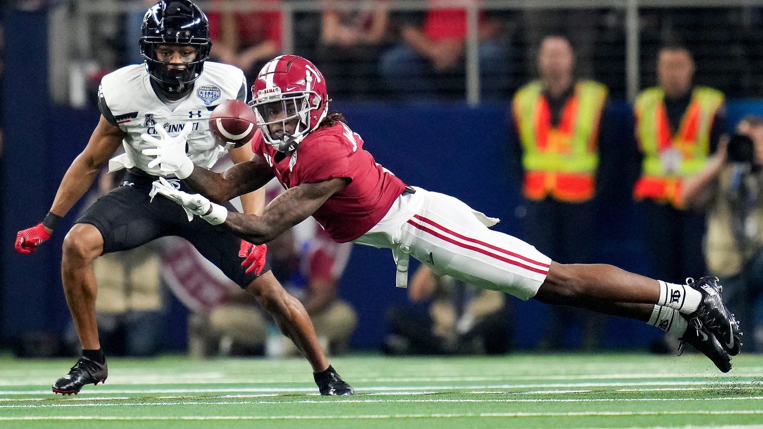 Saints mock draft roundup: QB, WR dominate picks for New Orleans at No. 18