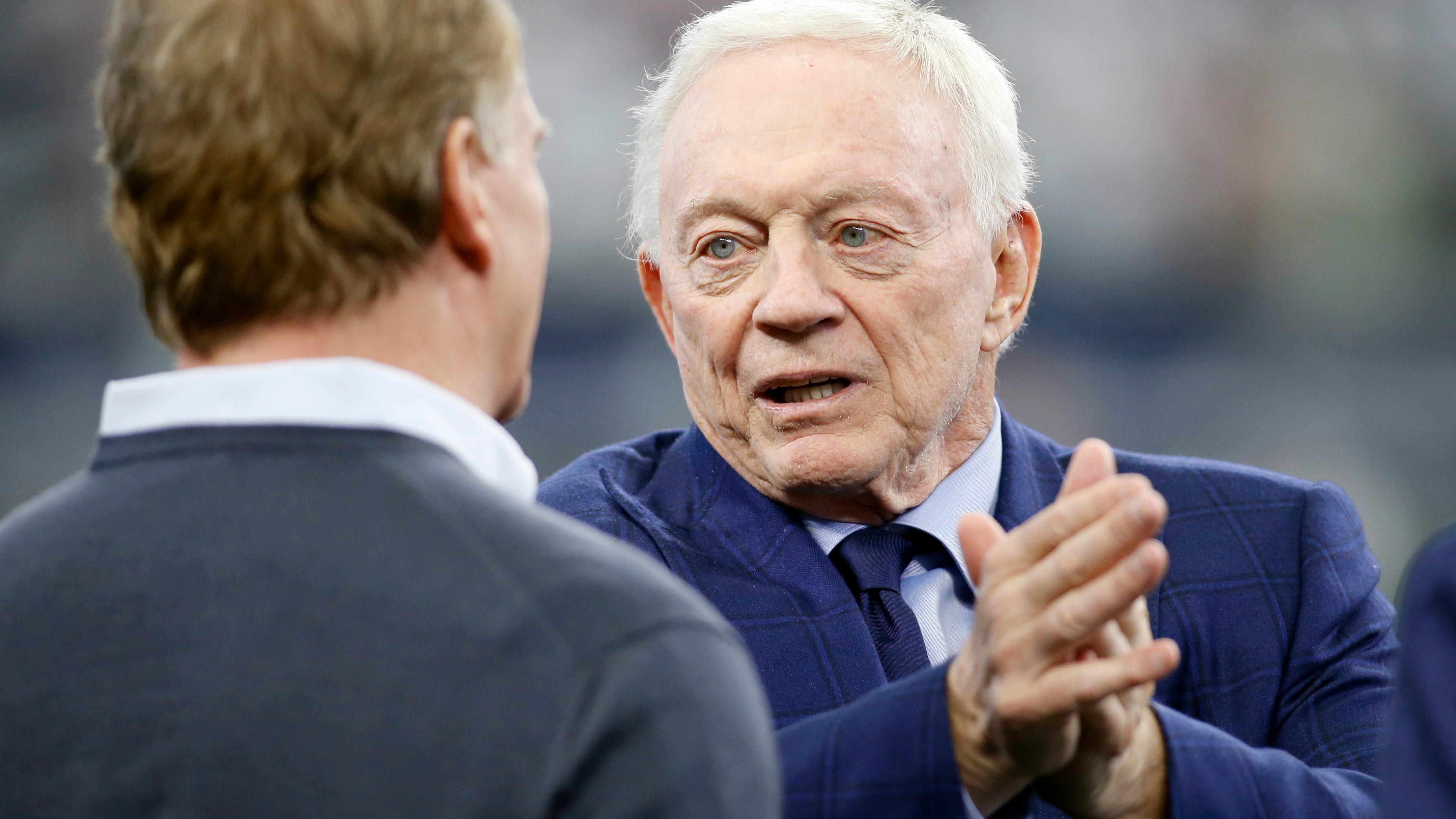 "Upset" Jerry Jones declines to discuss Mike McCarthy's Cowboys future