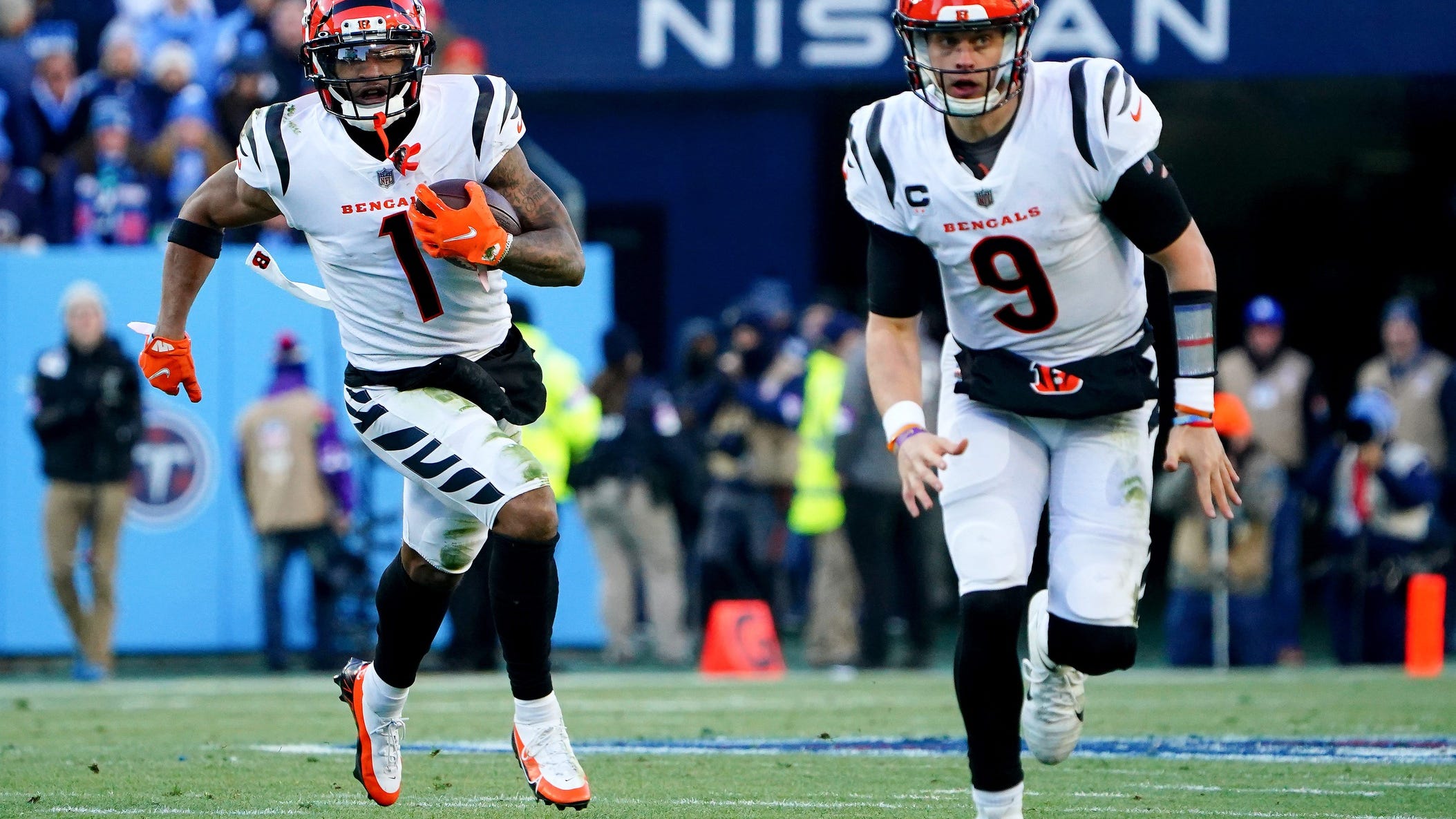 Joe Burrow's Bengals sneak past Titans to continue Louisiana-themed playoff run