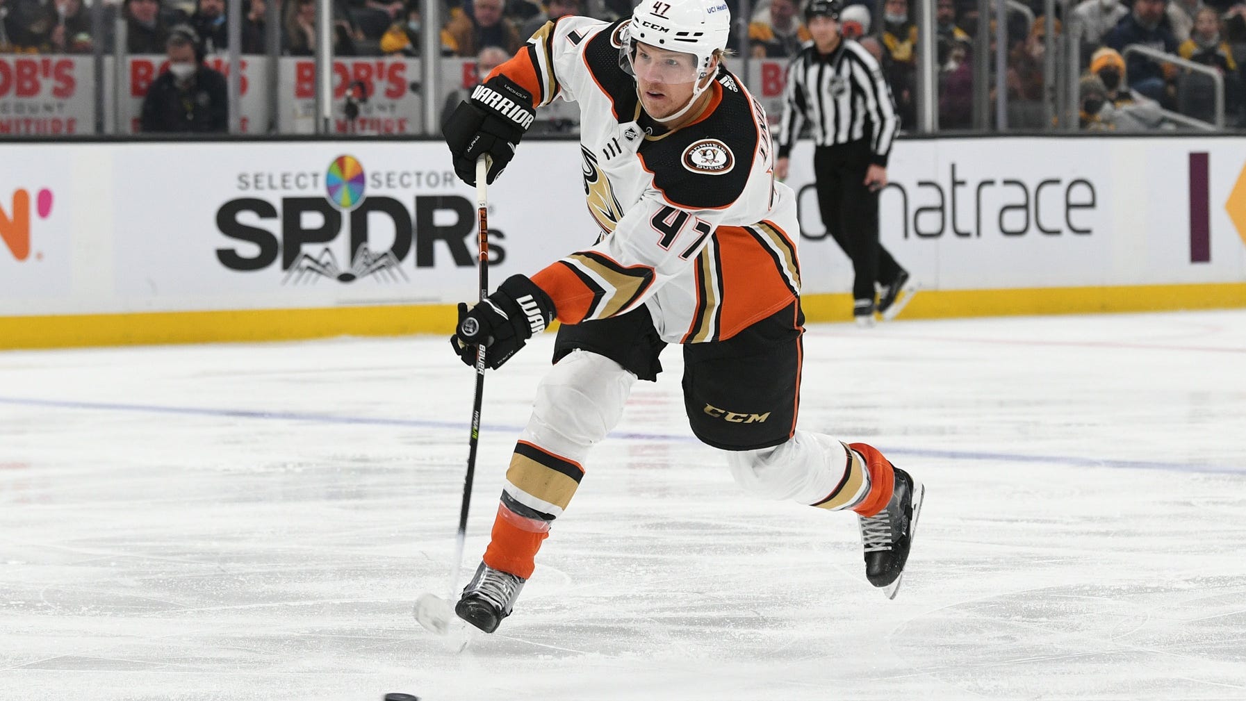 Breaking down Bruins' trade for Hampus Lindholm: What they're getting, what they're giving up