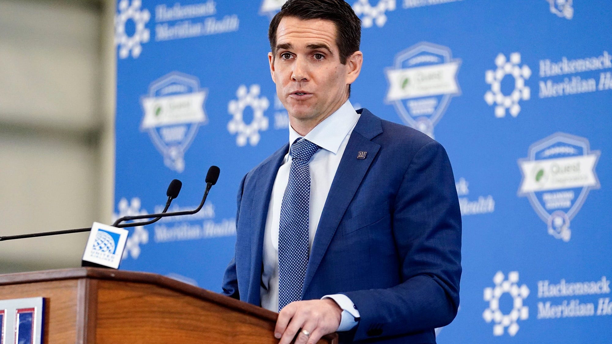 Giants willing to deal a first-round pick for one next year, potentially to draft new QB: Report