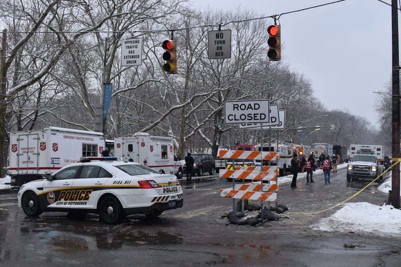Man Uses Personal Truck To Rescue Those At PIT Bridge Collapse