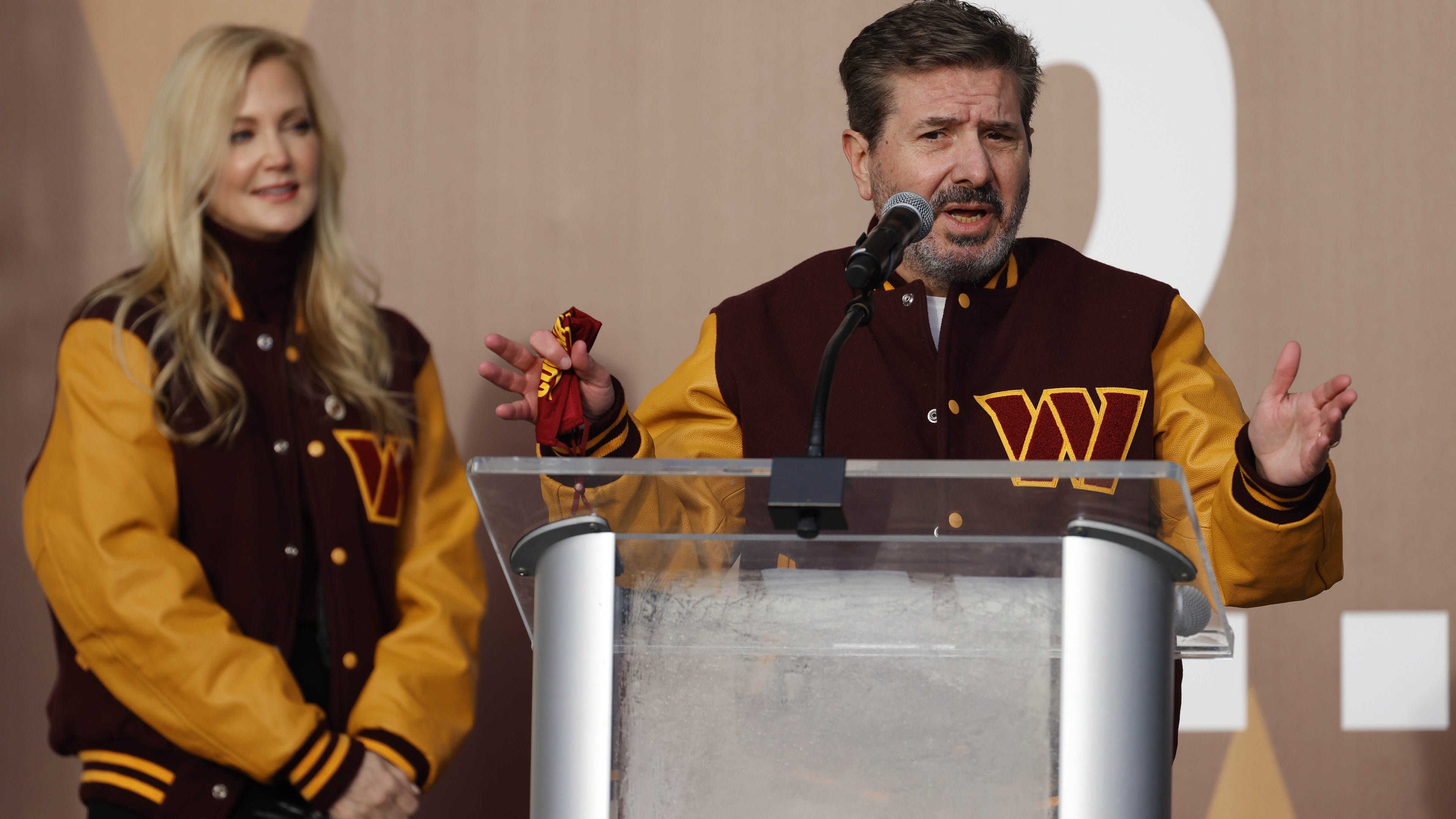 Craig Hoffman: 'Nothing but villains' in latest Dan Snyder-Roger Goodell-Jon Gruden story