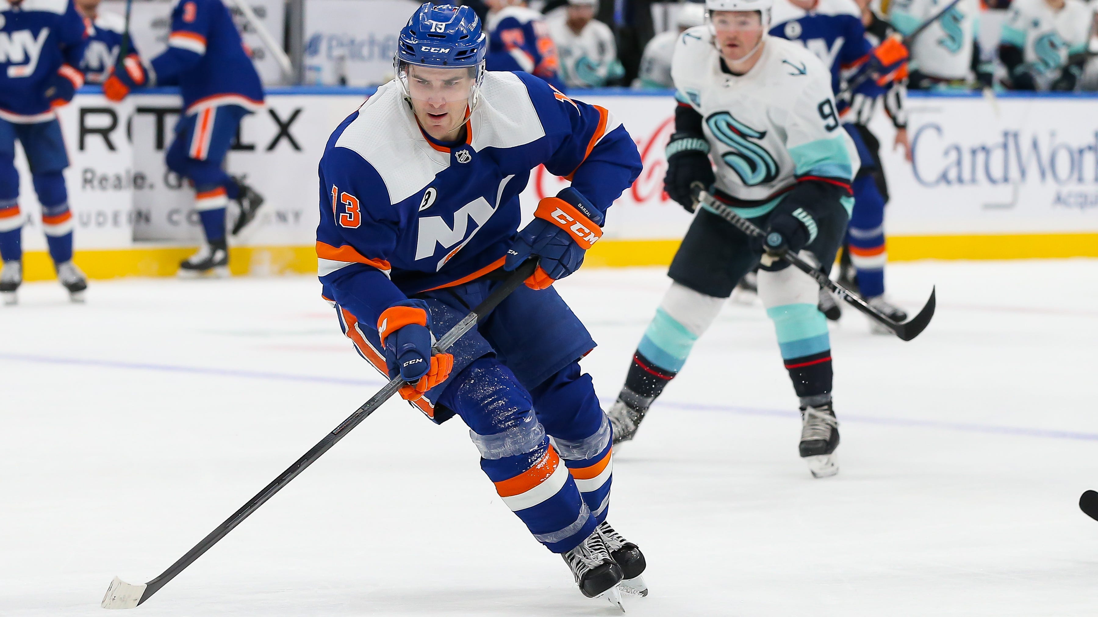 Schwartz: Could Mat Barzal leave the Islanders for Seattle?