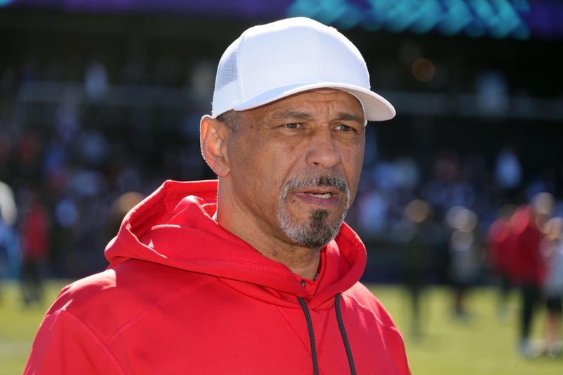 Rod Woodson in hoodie