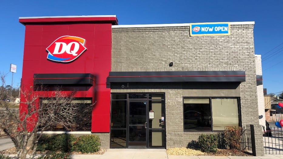 Giant red spoon stolen from DQ, and a hunt begins