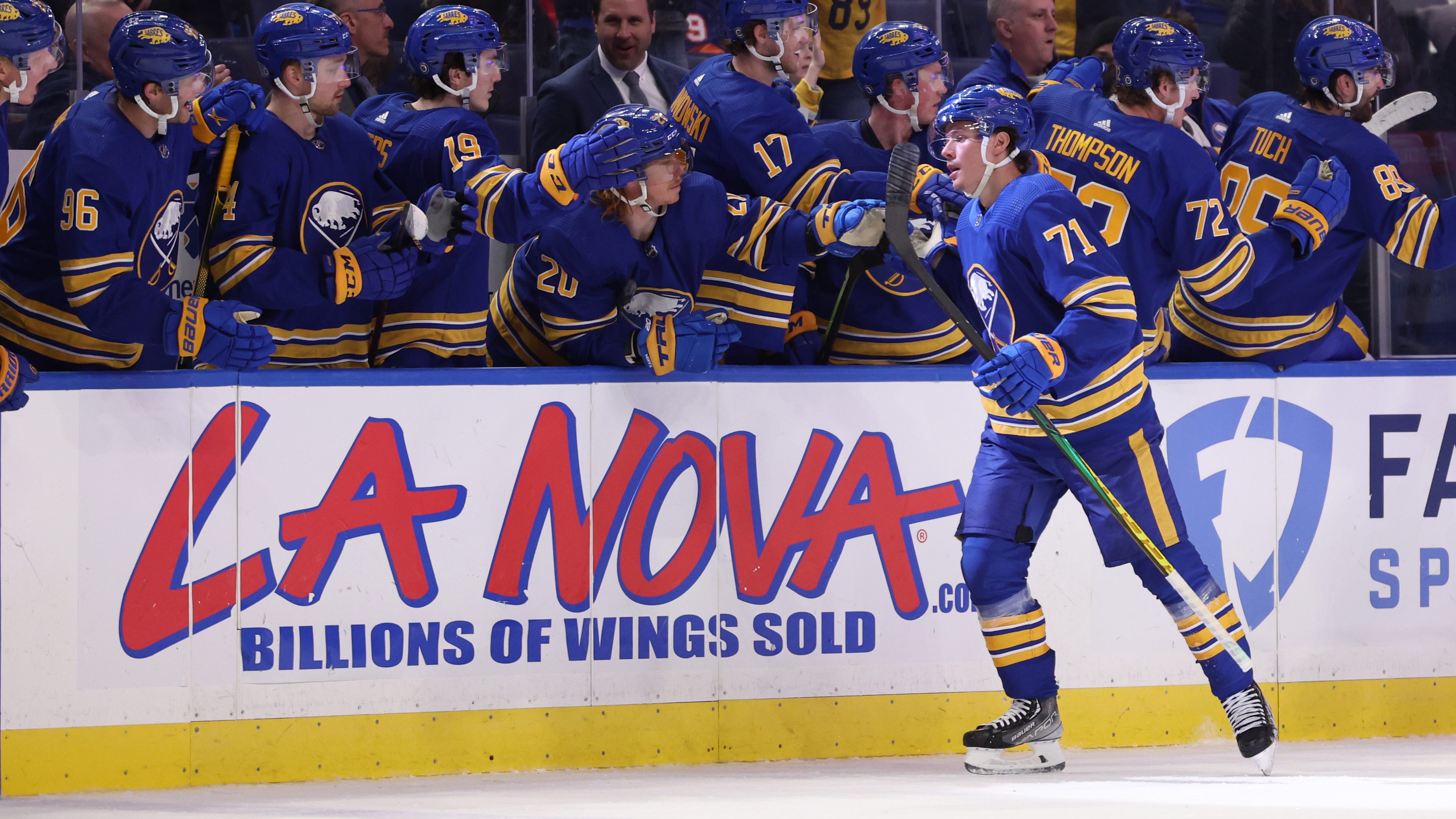 Olofsson breaks scoring drought in Sabres' win over Islanders
