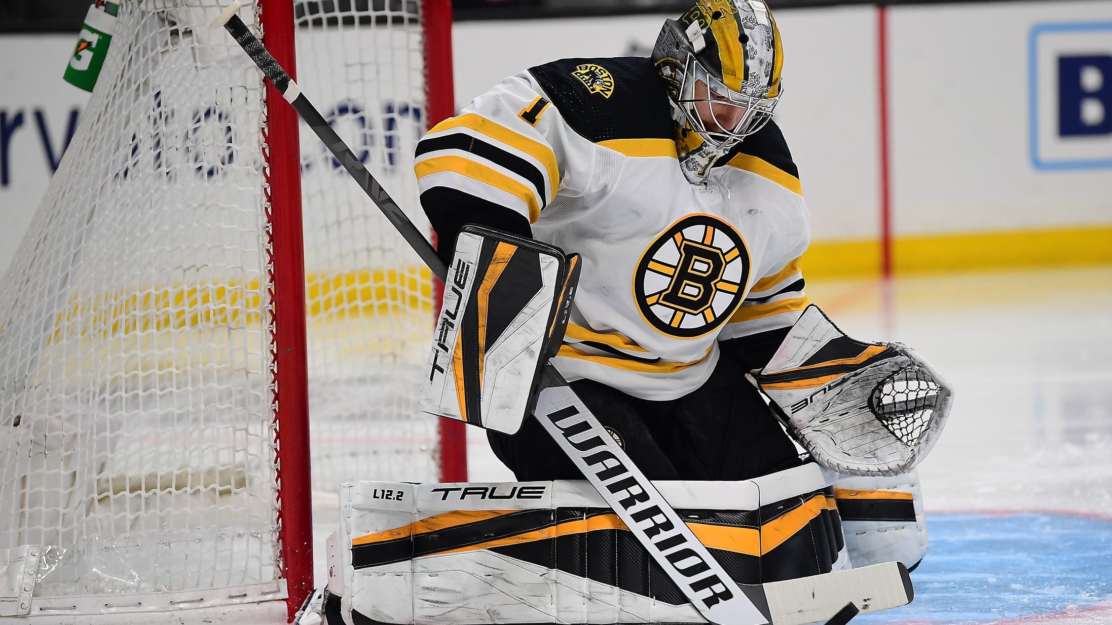 Jeremy Swayman named NHL Rookie of the Month for February