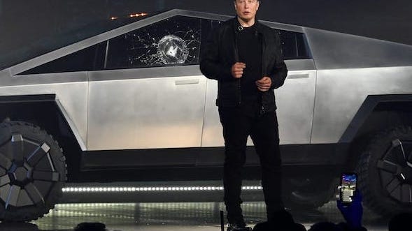 Elon Musk fans want to place a child in front of a moving Tesla to see if the autopilot works