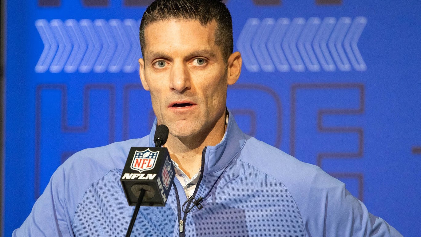 Texans GM Nick Caserio lays out salary cap situation