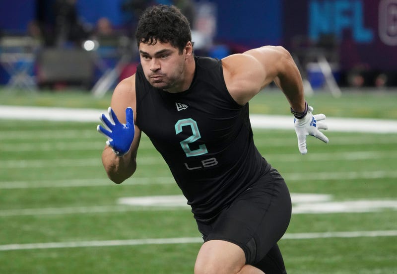 Mar 5, 2022; Indianapolis, IN, USA; Montana State linebacker Troy Andersen (LB02) goes through drills during the 2022 NFL Scouting Combine at Lucas Oil Stadium.