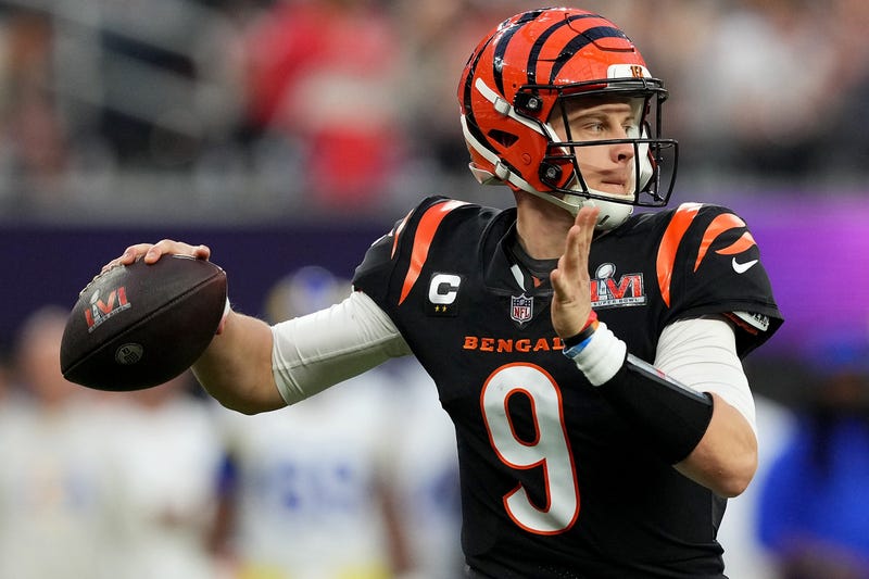 Joe Burrow models the Bengals' black uniform tops. 