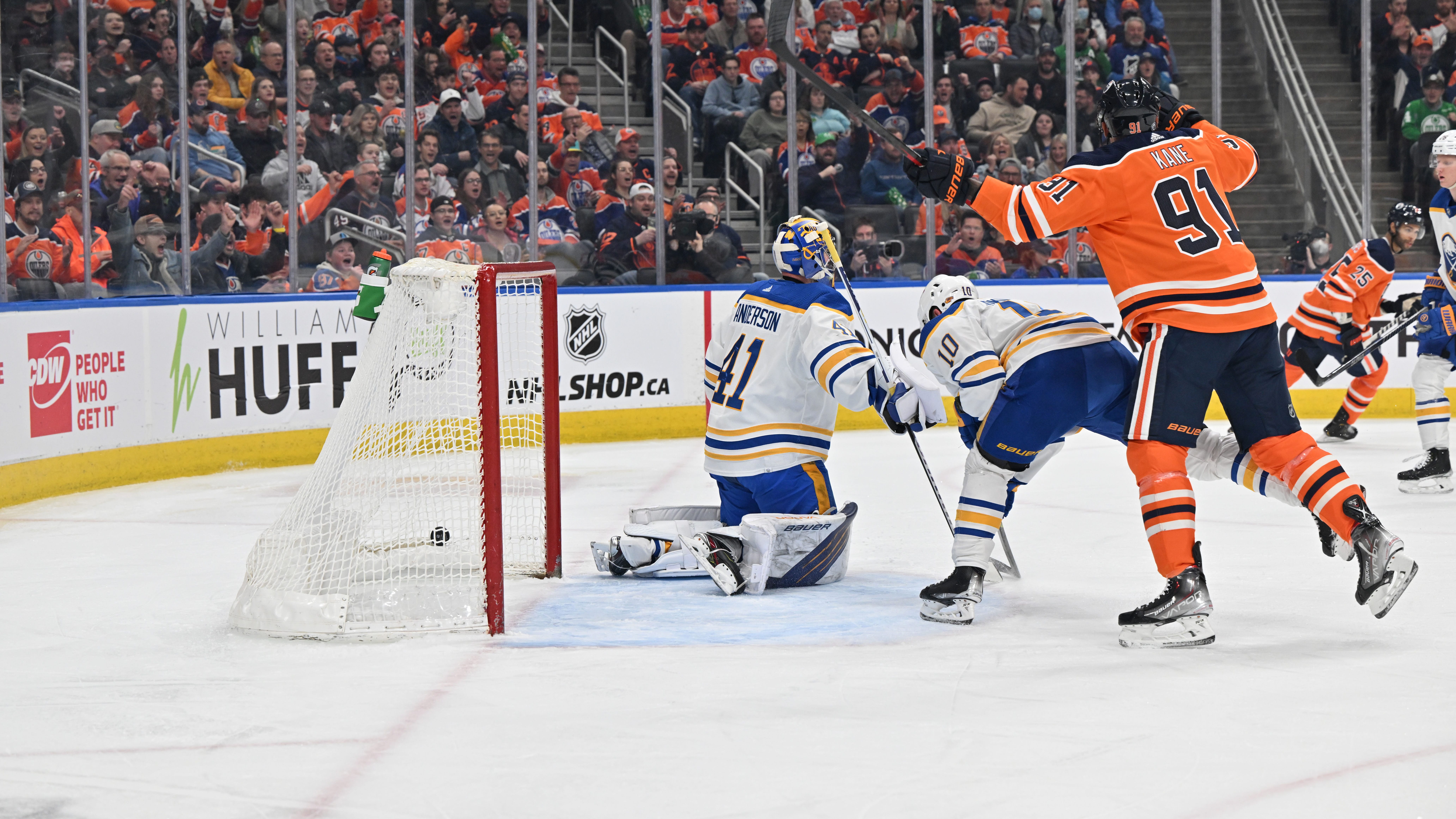Sabres buried by Oilers in Edmonton