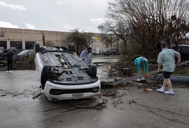 Round Rock tornado damage