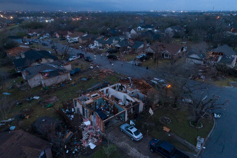 Round Rock tornado damage