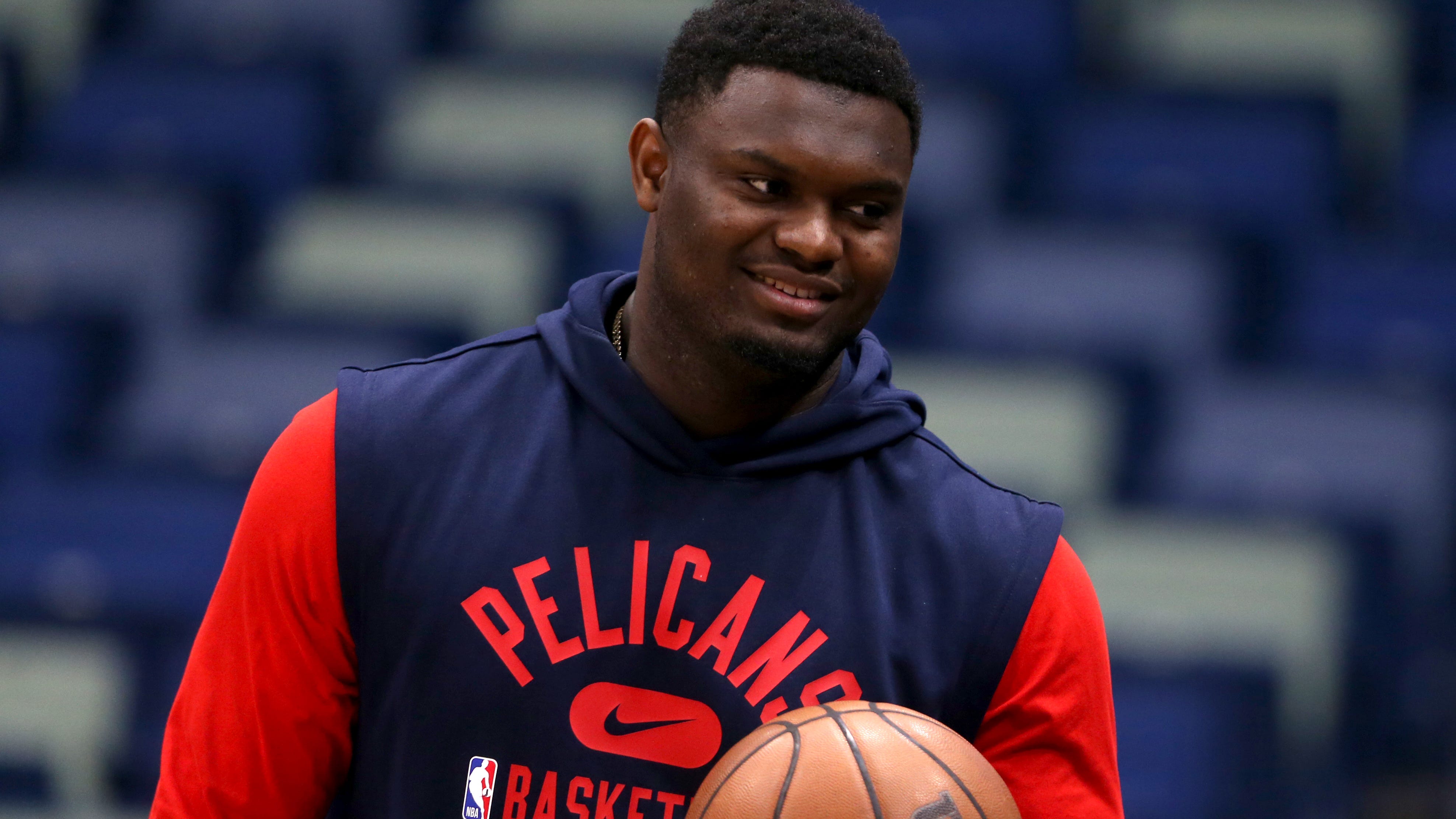 WATCH: Zion Williamson throws down ridiculous 360 windmill dunk before Pelicans' play-in game