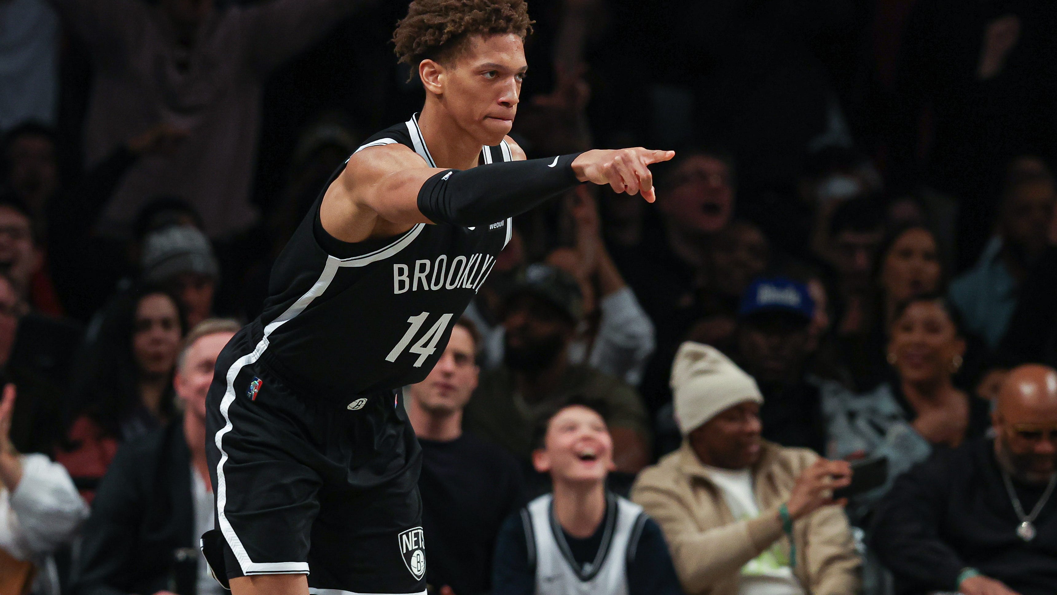 Brooklyn Nets sign two-way forward Kessler Edwards to standard deal