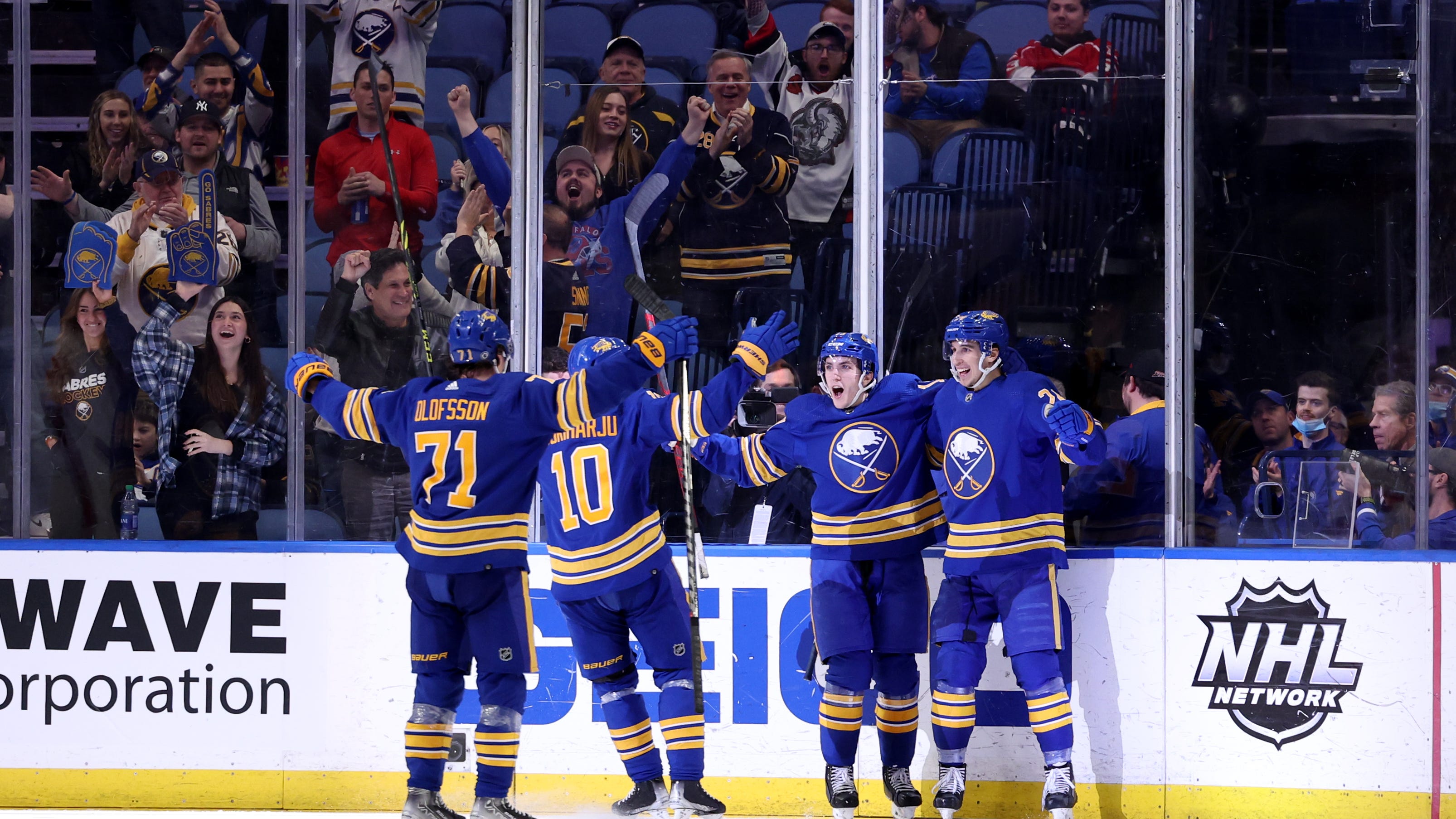 Sabres take down Hurricanes to snap 11-game losing streak to Carolina