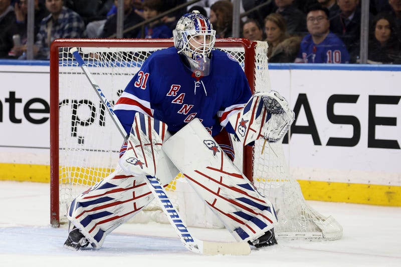 New York Rangers goaltender Igor Shesterkin (31) tends net against the Pittsburgh Penguins