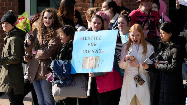 Fans are spending upwards of $30,000 to attend the Johnny Depp vs. Amber Heard trial