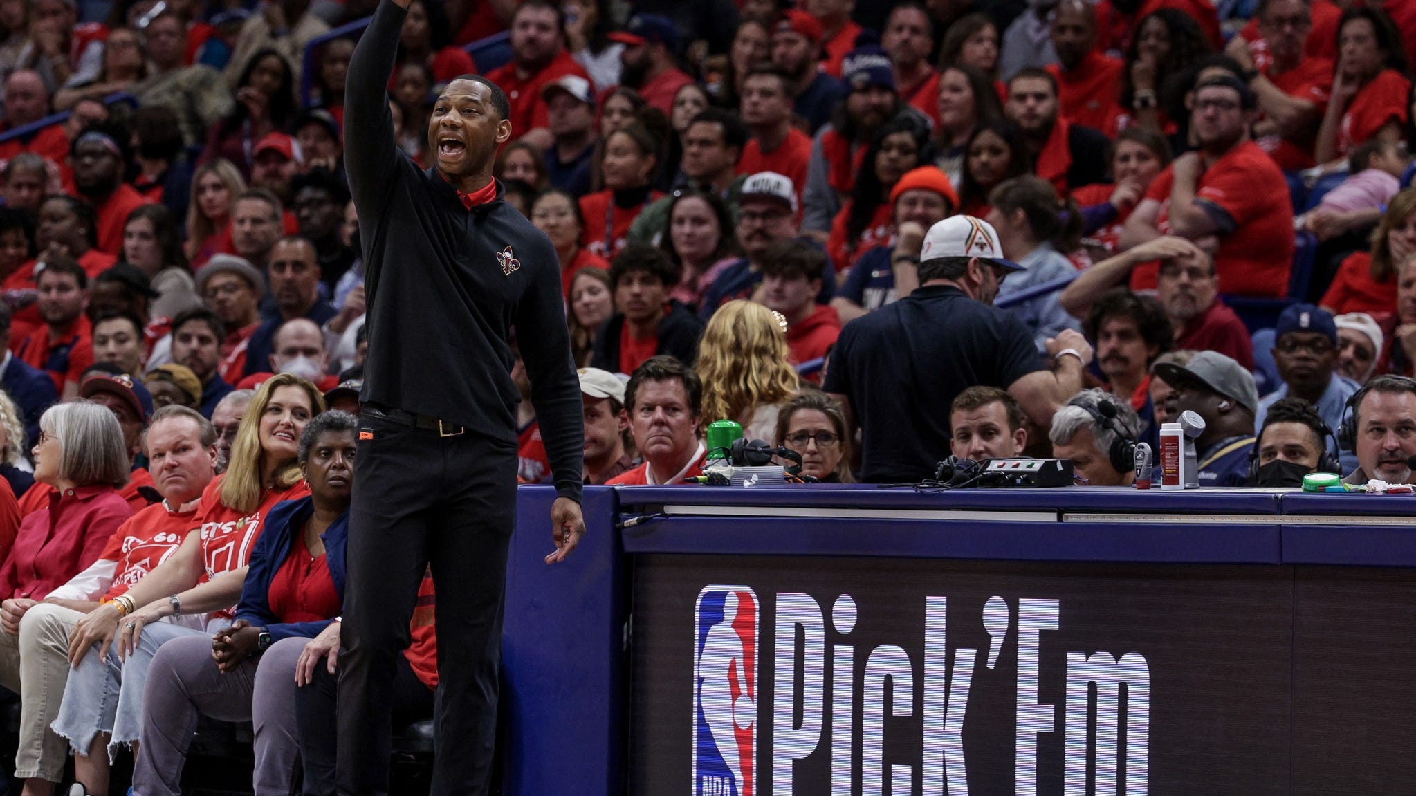 Watch: Willie Green's fiery speech that helped spur Pelicans turnaround for play-in victory