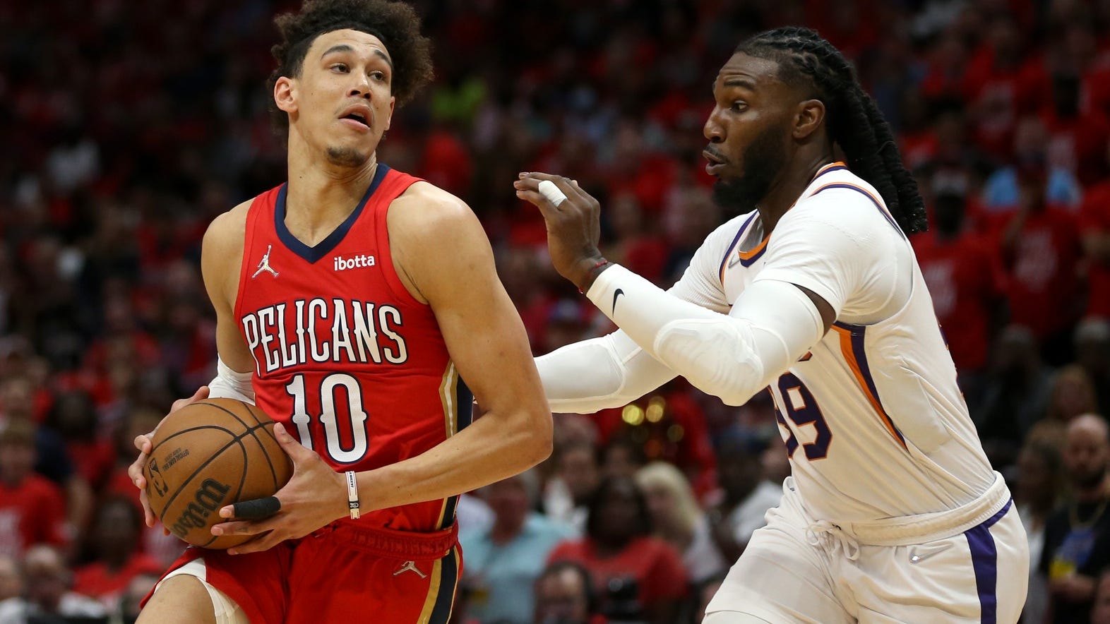 Pelicans forward Jaxson Hayes ejected for hit on Suns' Jae Crowder; see the play