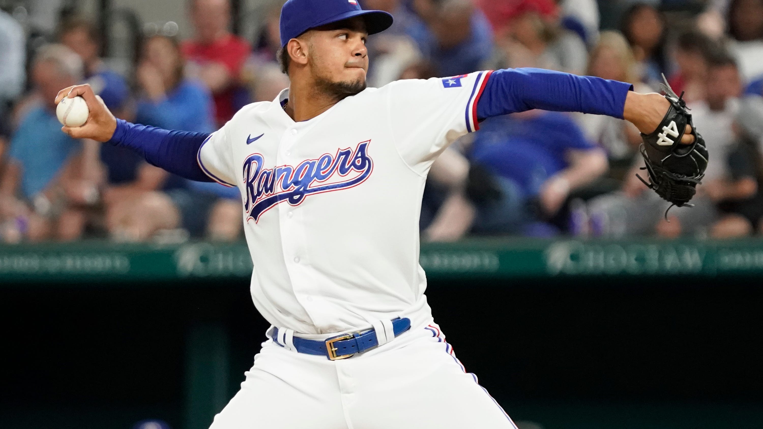 Rangers designate ex-Yankees RHP Albert Abreu for assignment