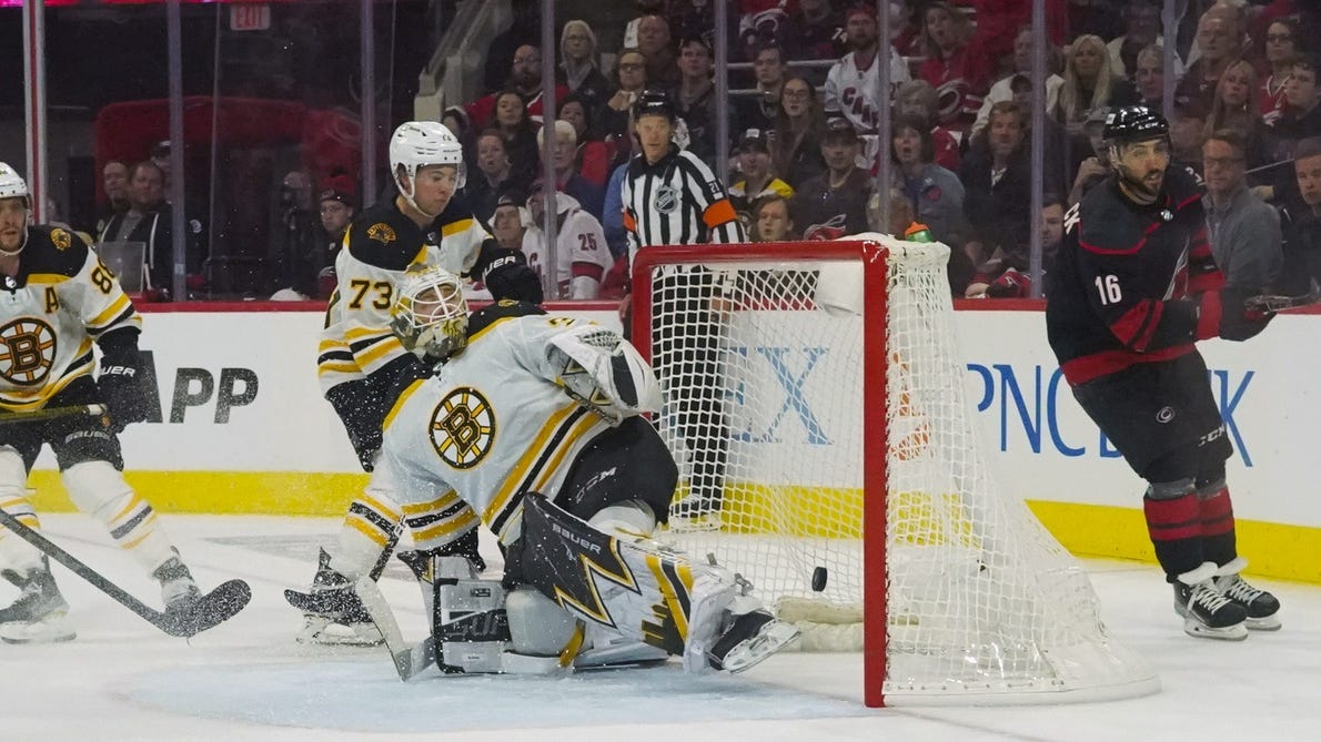 After 1 game, Bruce Cassidy already faces goaltending questions